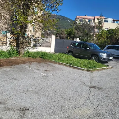 Appartement + Parking + Wifi *